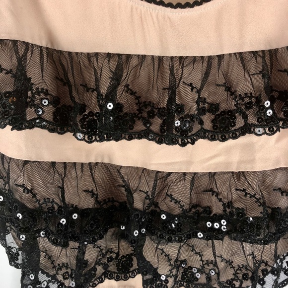 Ruffled cropped top - Picture 3 of 6